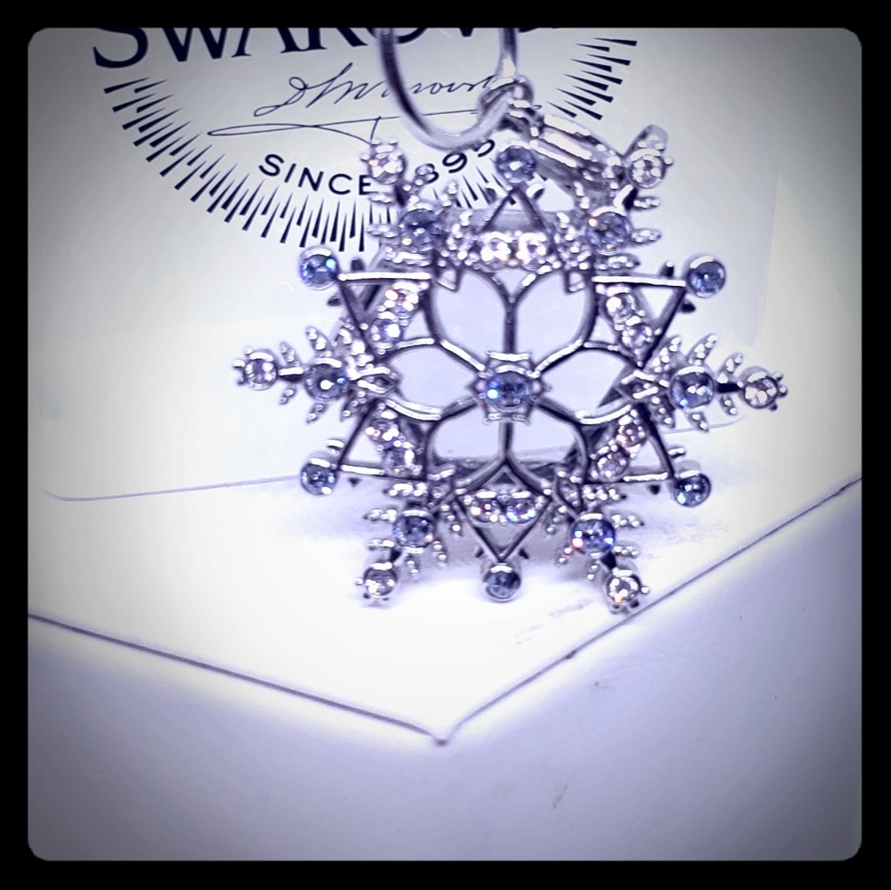 ❄ Swarovski Crystal Snowflake ❄